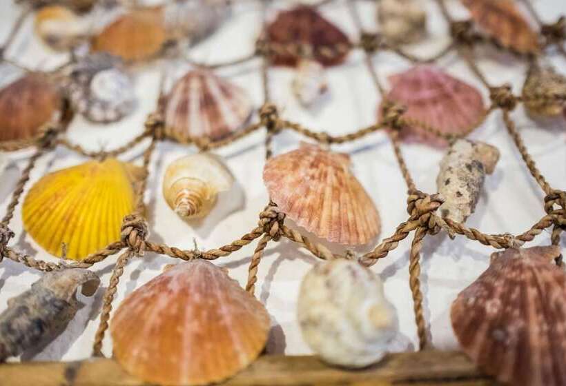 ベッドアンドブレックファースト L'approdo