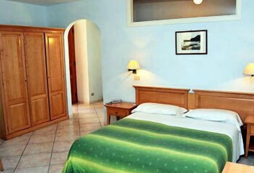 ベッドアンドブレックファースト L'approdo