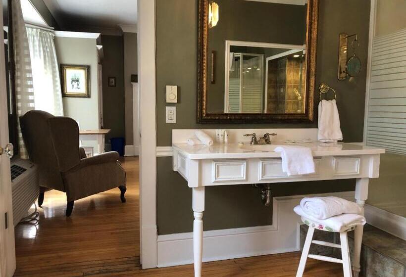 مبيت وإفطار Leaside Manor