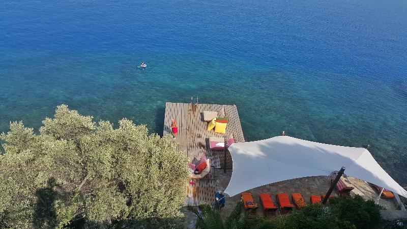 Ece Hotel Sovalye Island