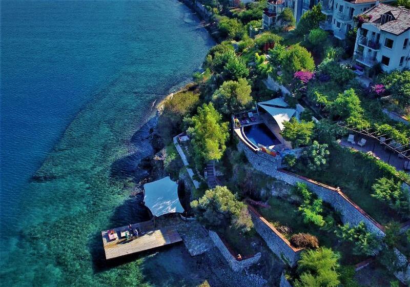 Ece Hotel Sovalye Island