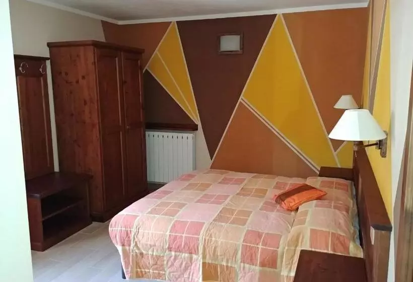 Отель Chalet Seggiovia