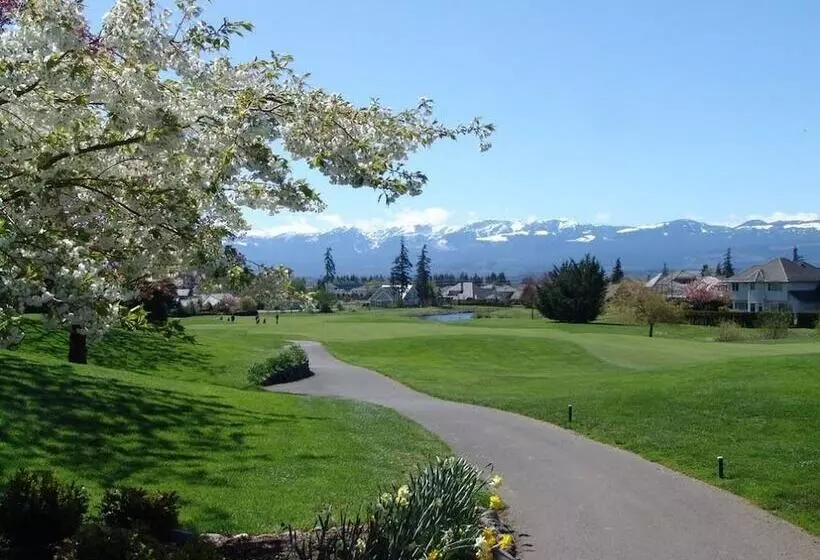 Hotel Crown Isle Resort & Golf Community