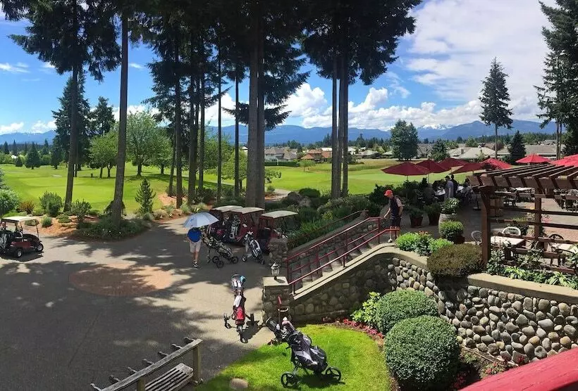 Hotel Crown Isle Resort & Golf Community