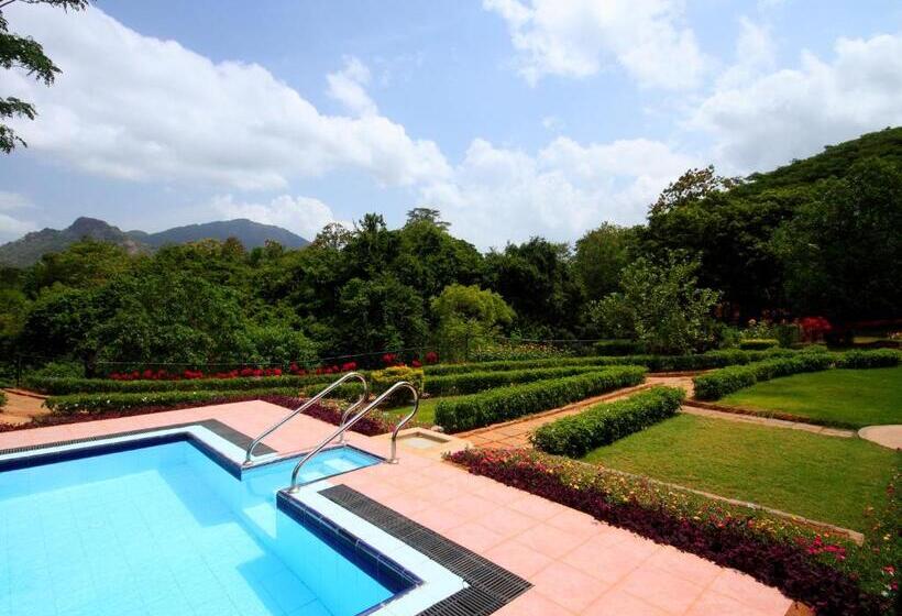 فندق Grand & Gangula