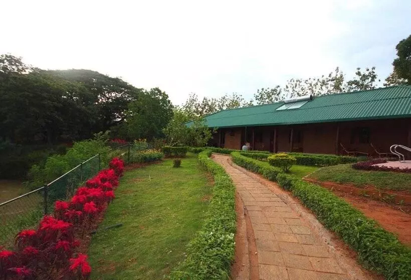 Отель Grand & Gangula