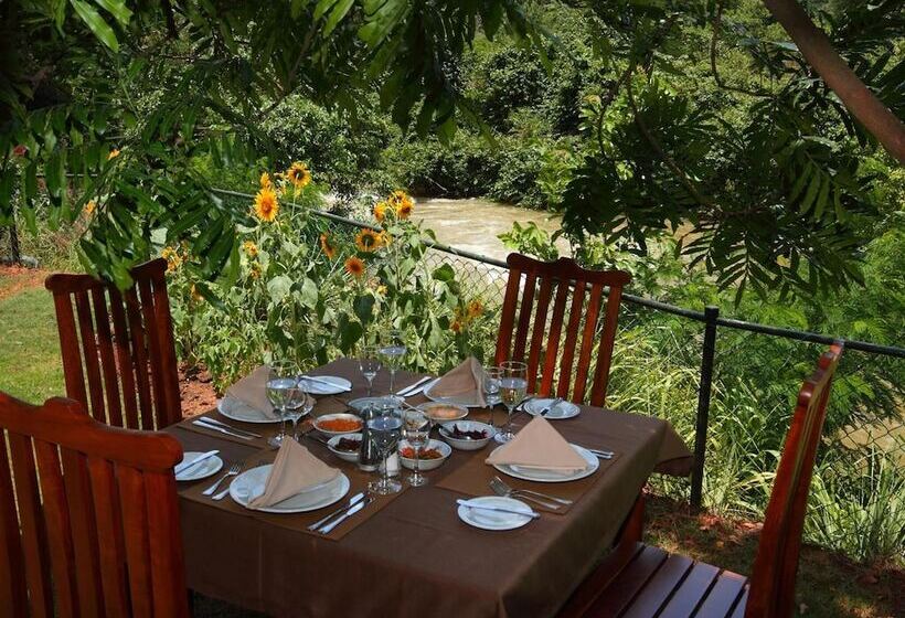 فندق Grand & Gangula