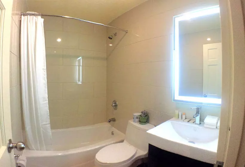 Hotelli Howard Johnson By Wyndham Long Island City