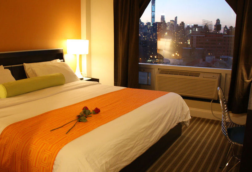 בית מלון כפרי Howard Johnson By Wyndham Long Island City