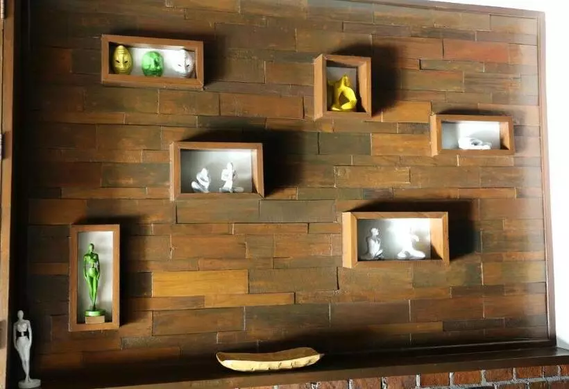 هتل Kampaeng Ngam