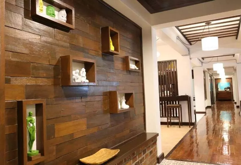 هتل Kampaeng Ngam