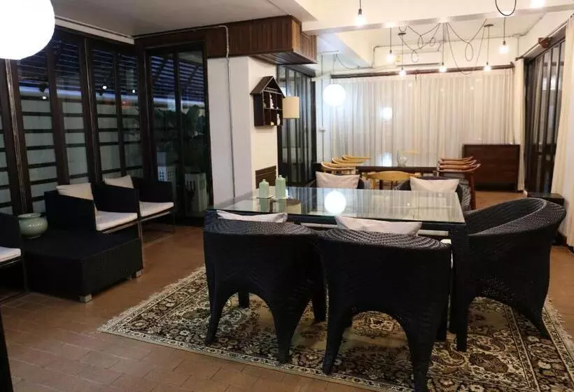 هتل Kampaeng Ngam