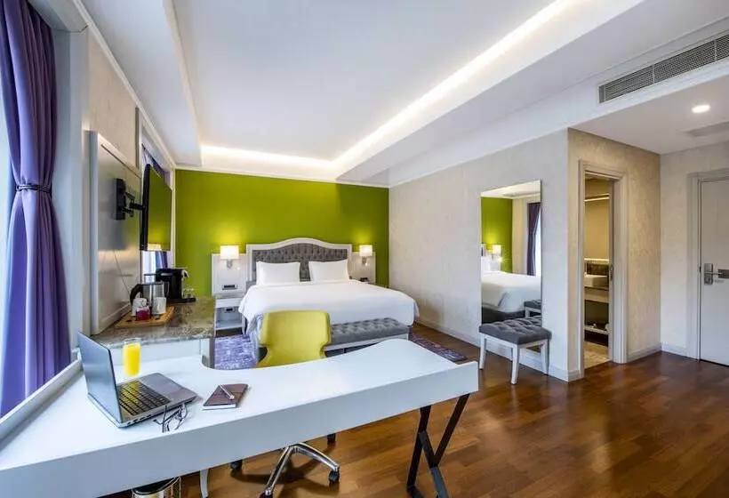 هتل Mercure Tbilisi Old Town