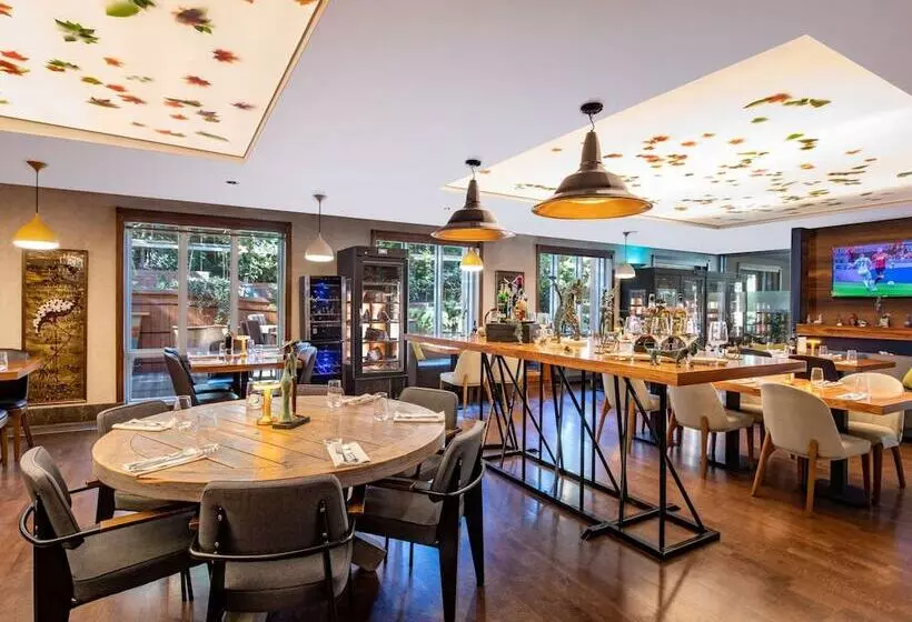 هتل Mercure Tbilisi Old Town