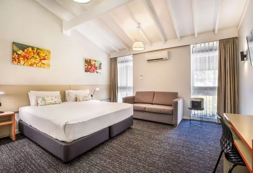 酒店 Nightcap At The Ranch