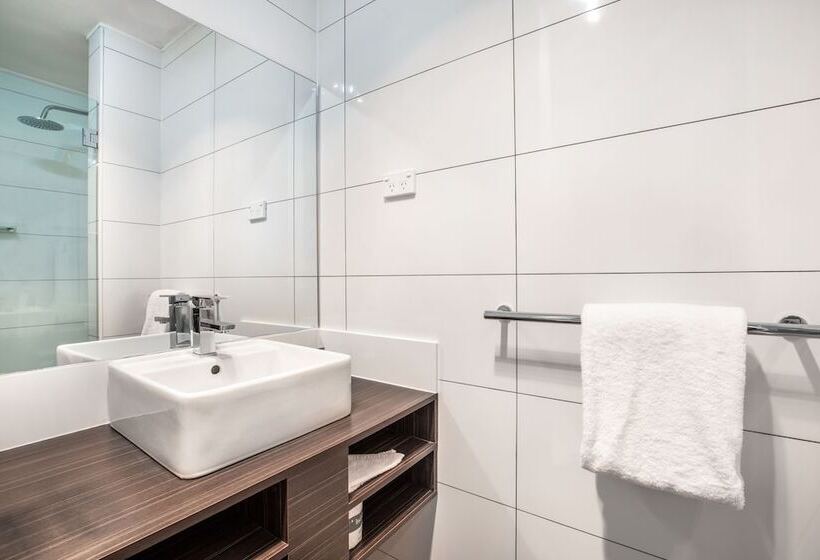 Отель Nightcap At The Ranch