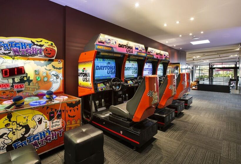 Отель Nightcap At The Ranch