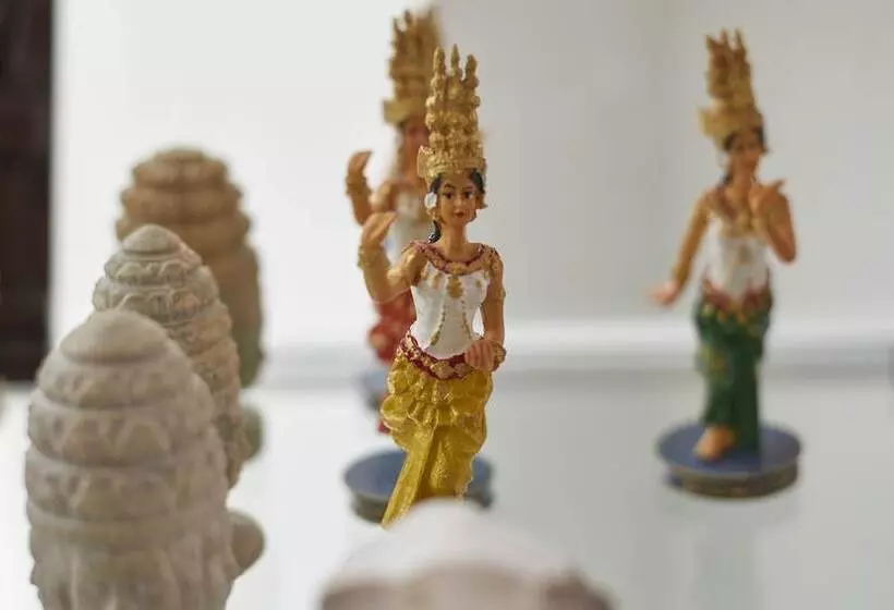 Отель Phnom Penh Katari