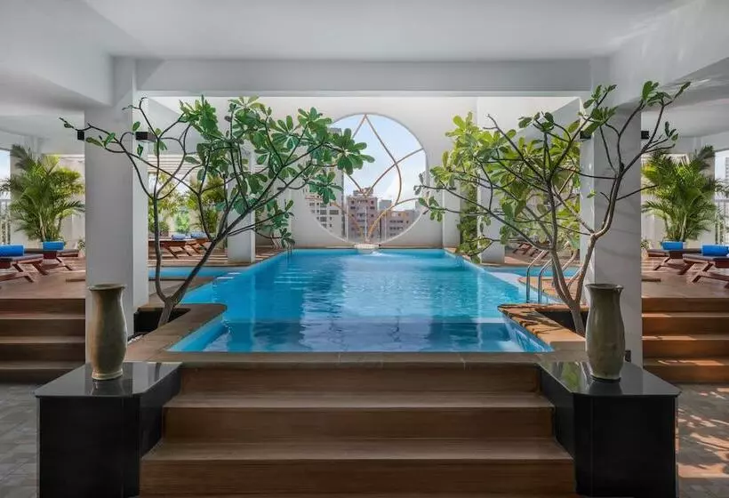 Отель Phnom Penh Katari