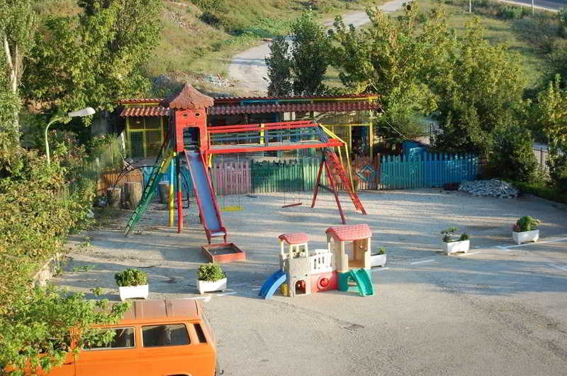 فندق Pilo Lala Konjat