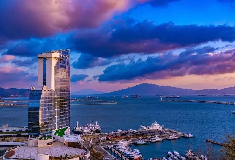 Hotel Sono Calm Yeosu