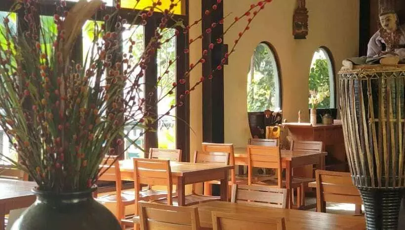 هتل Thanakha Inle