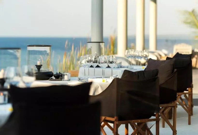 Отель The Lombok Lodge Suites & Private Villas