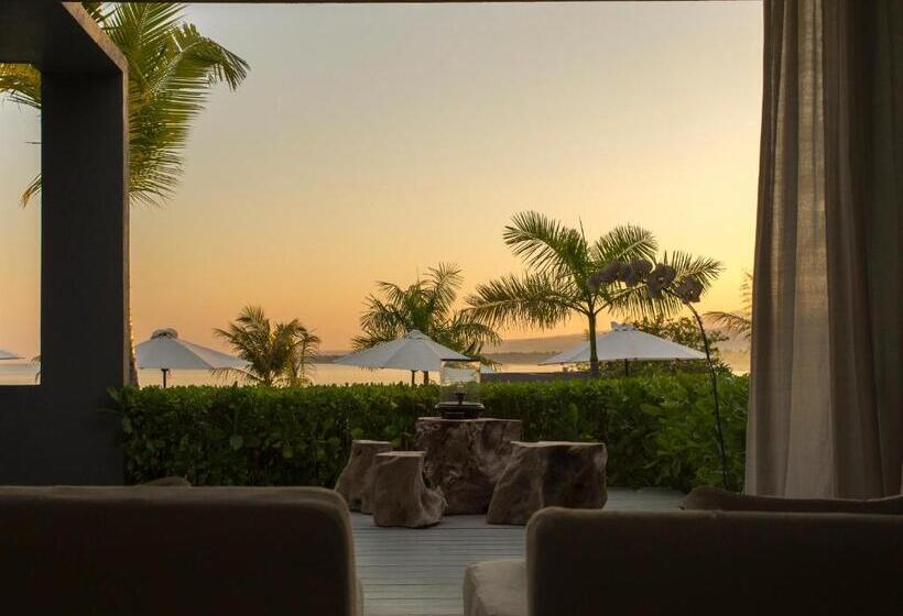 Отель The Lombok Lodge Suites & Private Villas