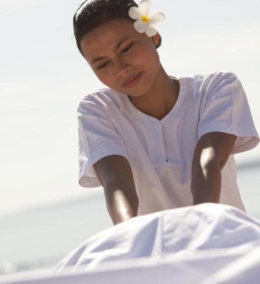 Отель The Lombok Lodge Suites & Private Villas