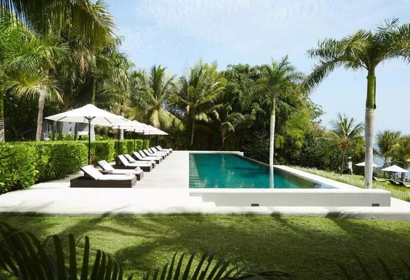 Отель The Lombok Lodge Suites & Private Villas