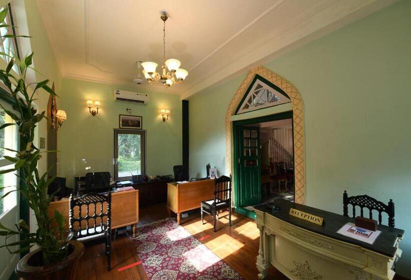 هتل Welcomheritage Judges Court