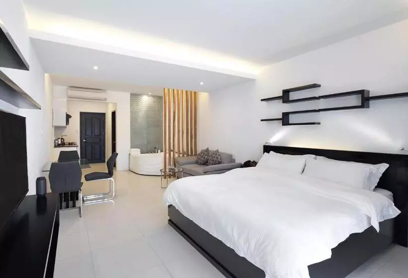 Отель Winds Boutique