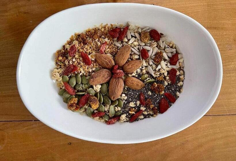 Отель Winds Boutique