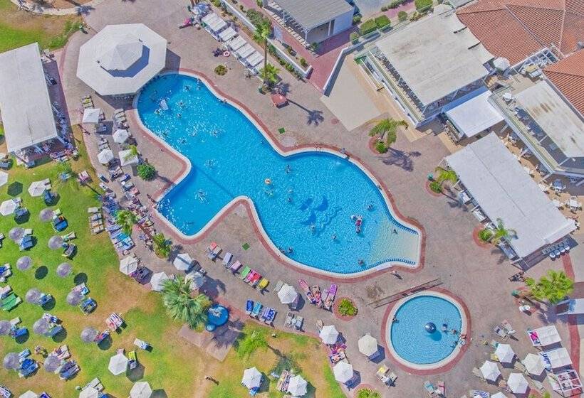 Marlita Beach Hotel Apartments