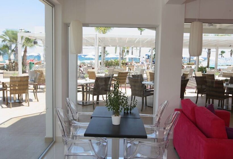 Marlita Beach Hotel Apartments