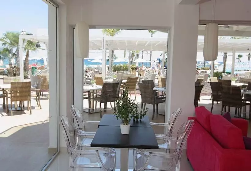 Marlita Beach Hotel Apartments