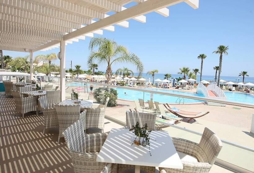 Marlita Beach Hotel Apartments