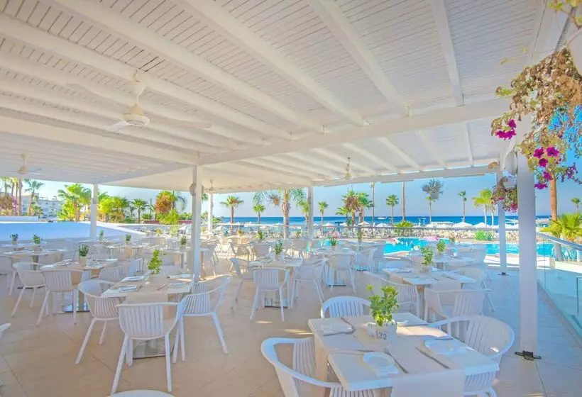 Marlita Beach Hotel Apartments