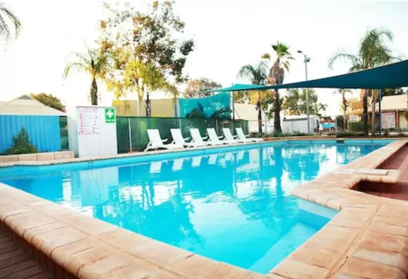 Курорт Discovery Parks   Boulder