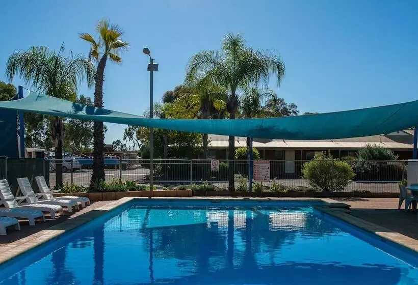 Курорт Discovery Parks   Boulder