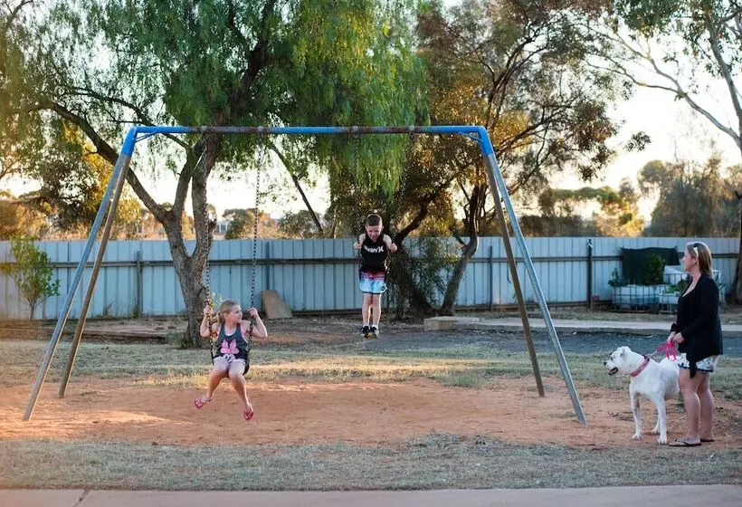 Курорт Discovery Parks   Boulder
