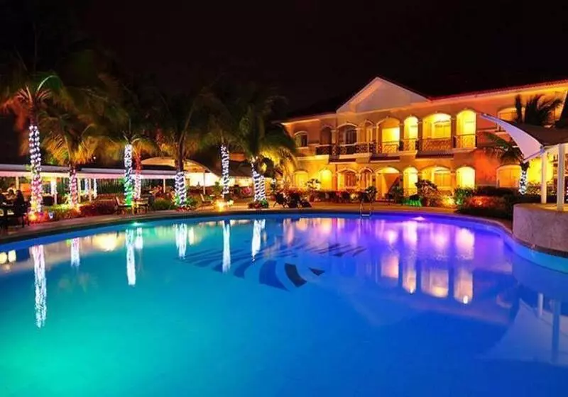 אתר נופש Moonbay Marina The Villas