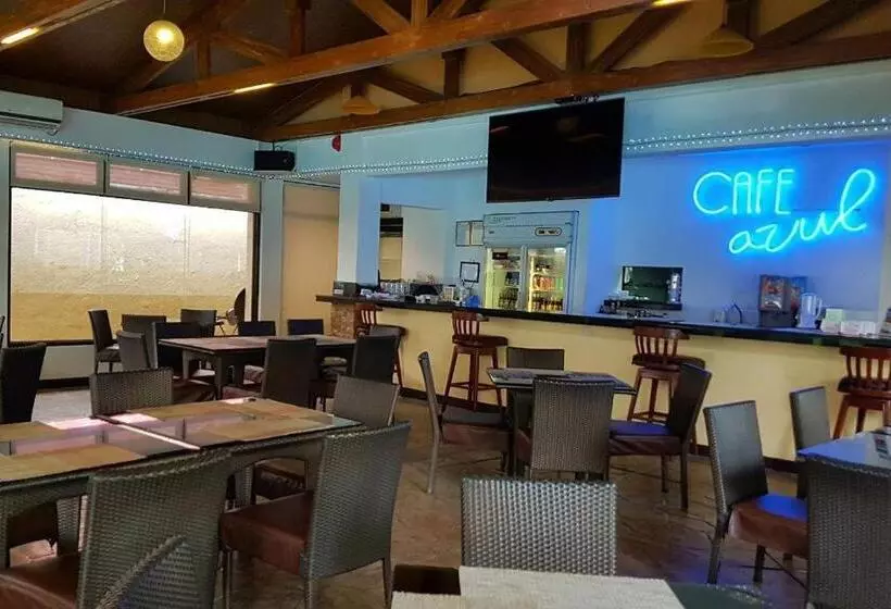 אתר נופש Moonbay Marina The Villas