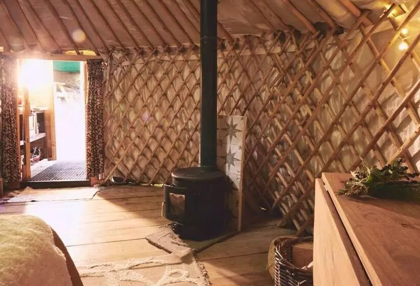 Mushroom Yurt Set In 4 Acres Of Woodland And Lakes