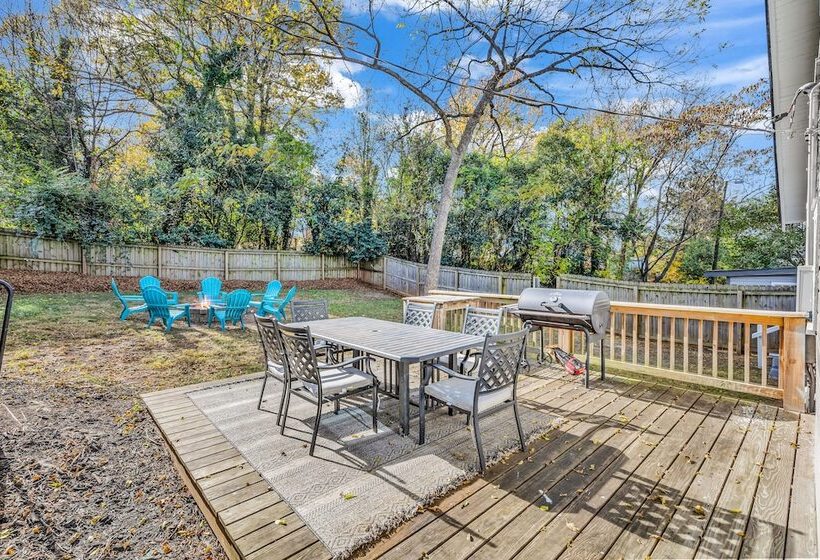 Bright And Modern Close To Everything