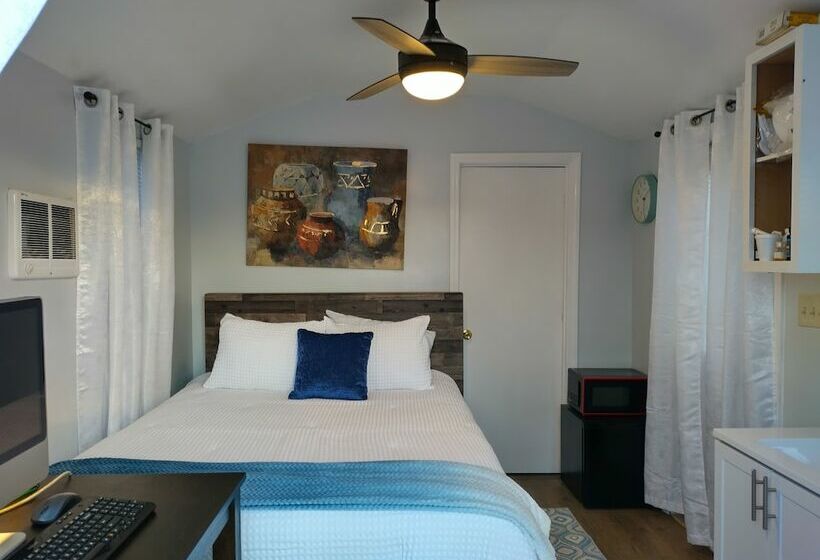 Cleo S Village, Blue Ridge Mountain Tiny House Village Cabin By Redawning