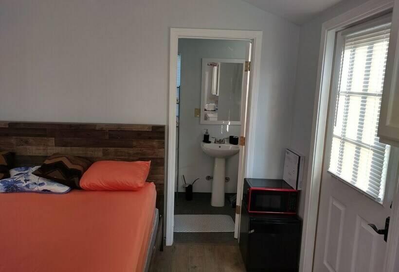 Cleo S Village, Blue Ridge Mountain Tiny House Village Cabin By Redawning