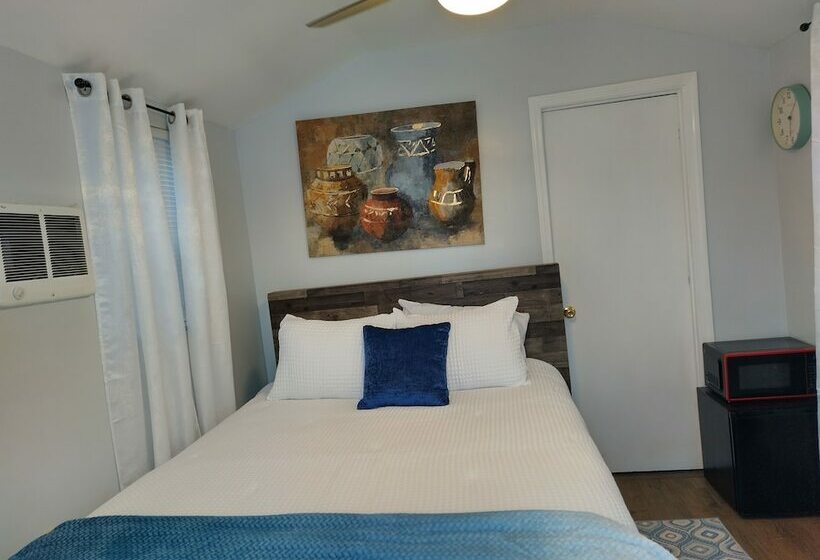 Cleo S Village, Blue Ridge Mountain Tiny House Village Cabin By Redawning