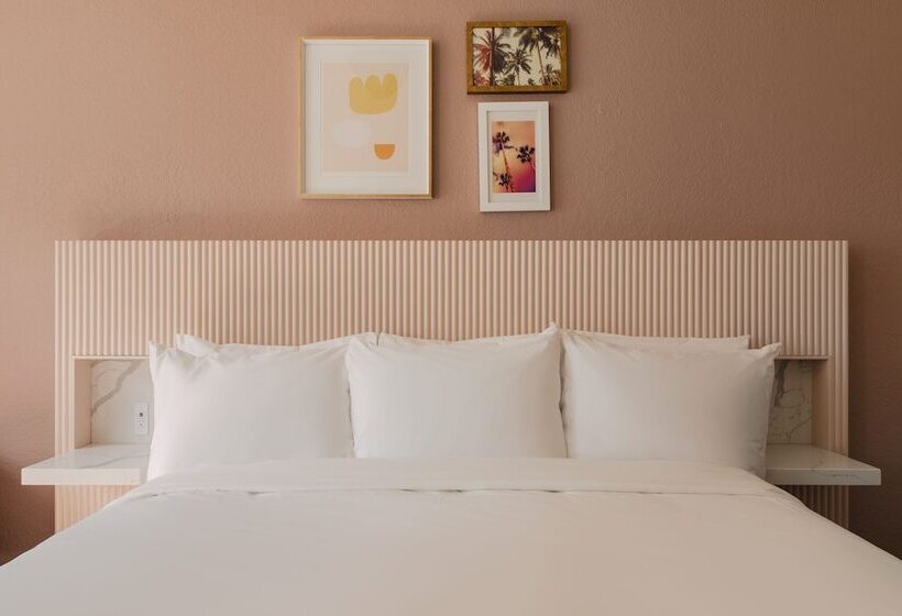 Found Miami Beach Powered By Sonder