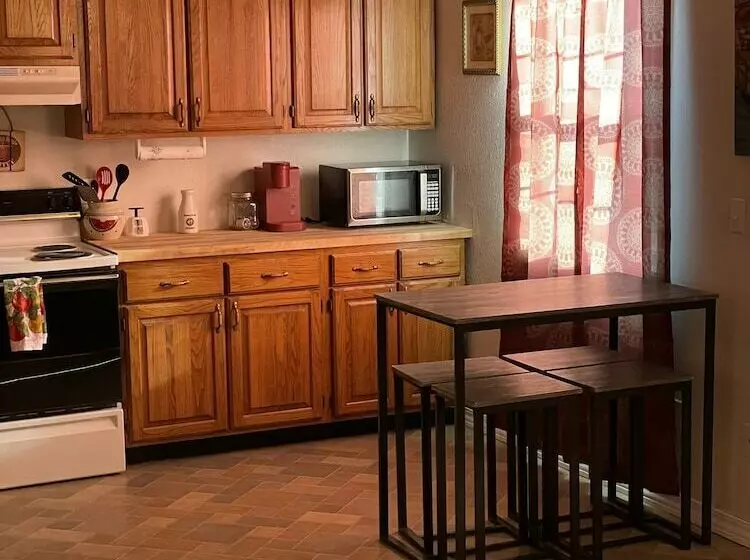 Hardy Vacation Apartments